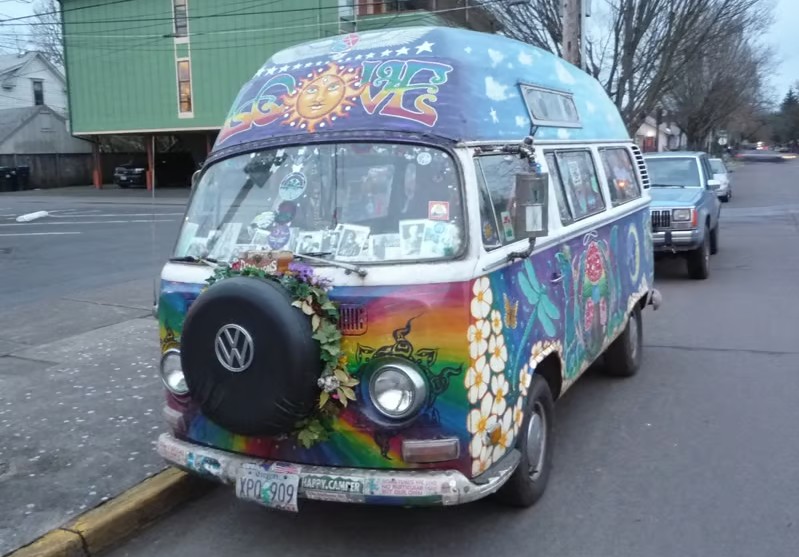 File:Jake Bus.jpg