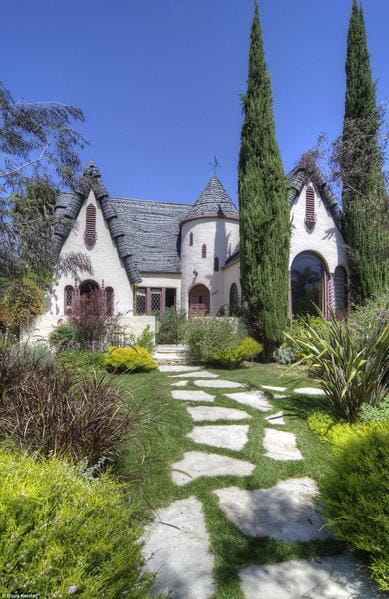 File:Storybook-house-2.jpeg