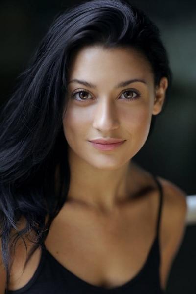 File:RenitaA2.jpg