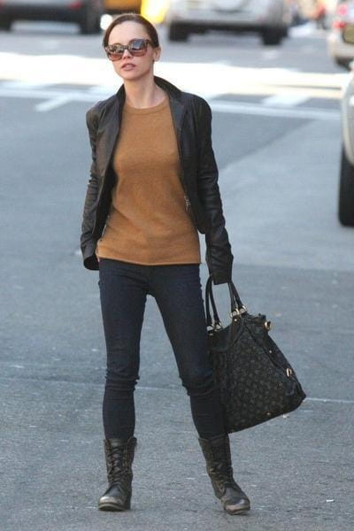 File:Elizabeth-jeansjacket.jpg