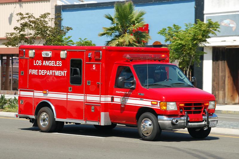 File:Ambulance.jpg